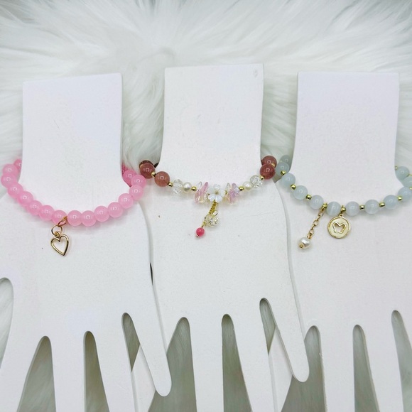 Another Bracelet Bundle Set 2 - Picture 5 of 6